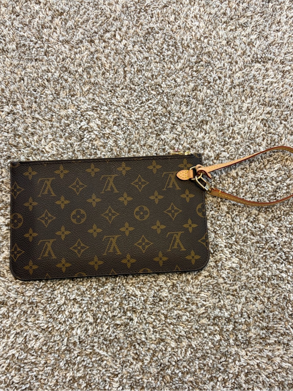 Like New 2024 Louis Vuitton Monogram Wristlet Pouch in Brown and Tan - Picture 3 of 16